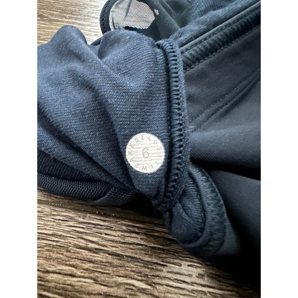Lululemon Adore Your Core Bra Shadow Blue size 6 - Picture 6 of 8